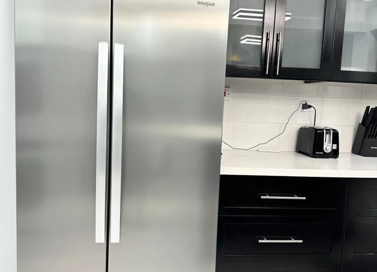 Wymering Suite - Modern 2Br Suite In New Кингстон Апартаменты